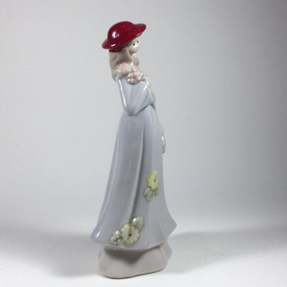 Vintage Ceramic Figurine Woman In Red Hat Holding Flowers 7" Tall Floral Details - Picture 6 of 8